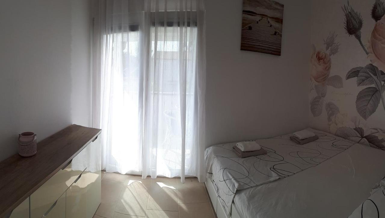 Apartman Raus Sabunike Privlaka  Dış mekan fotoğraf